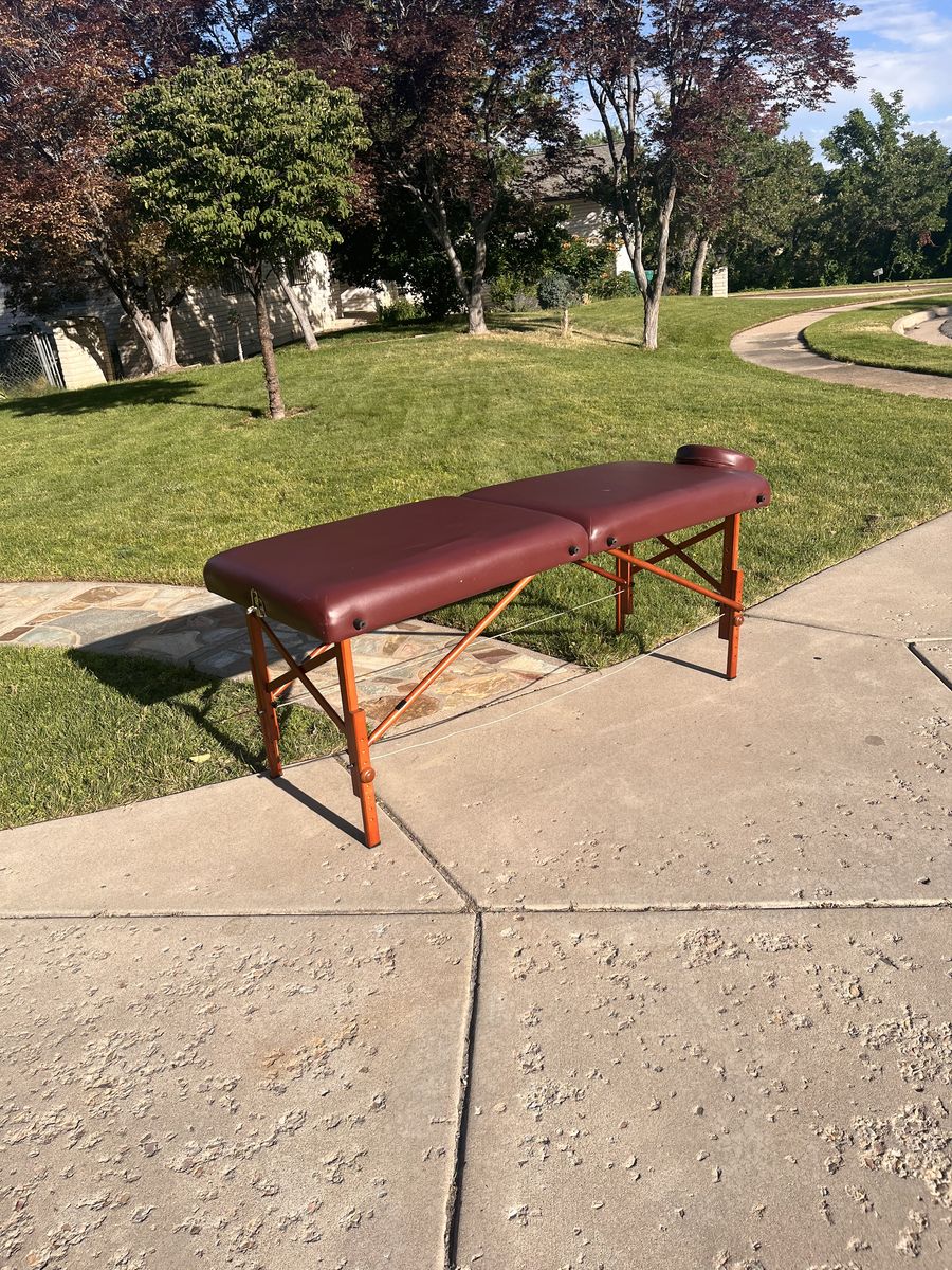 Portable Massage Table