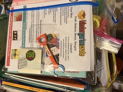 Kindergarten Crate: Pre-K/Kindergarten Activity Box with Books, Crafts, and Learning Materials