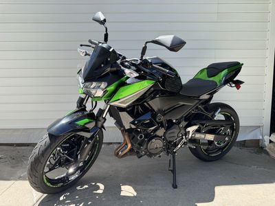 Kawasaki 2022 Z400
