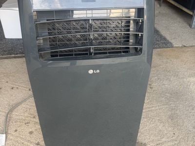 LG LP1214GXR 12,000 BTU Portable Air Conditioner - 115V