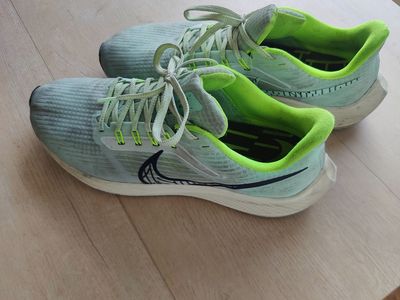 Nike Air zoom running shoes