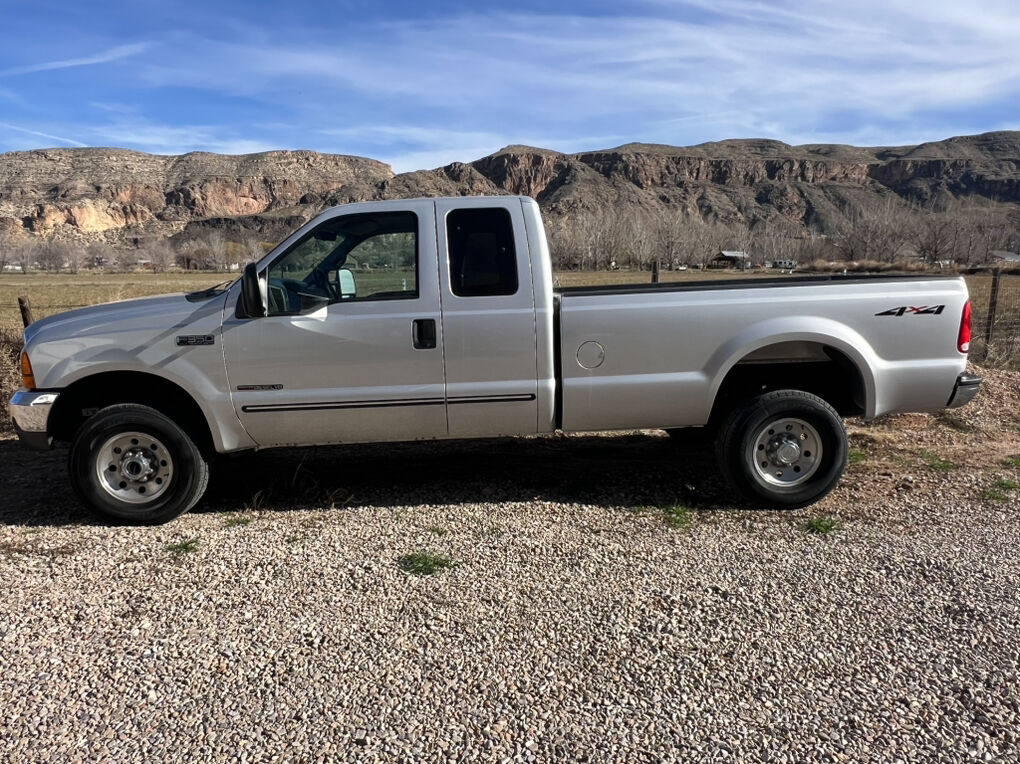 1999 Ford F-350 Super Duty XLT