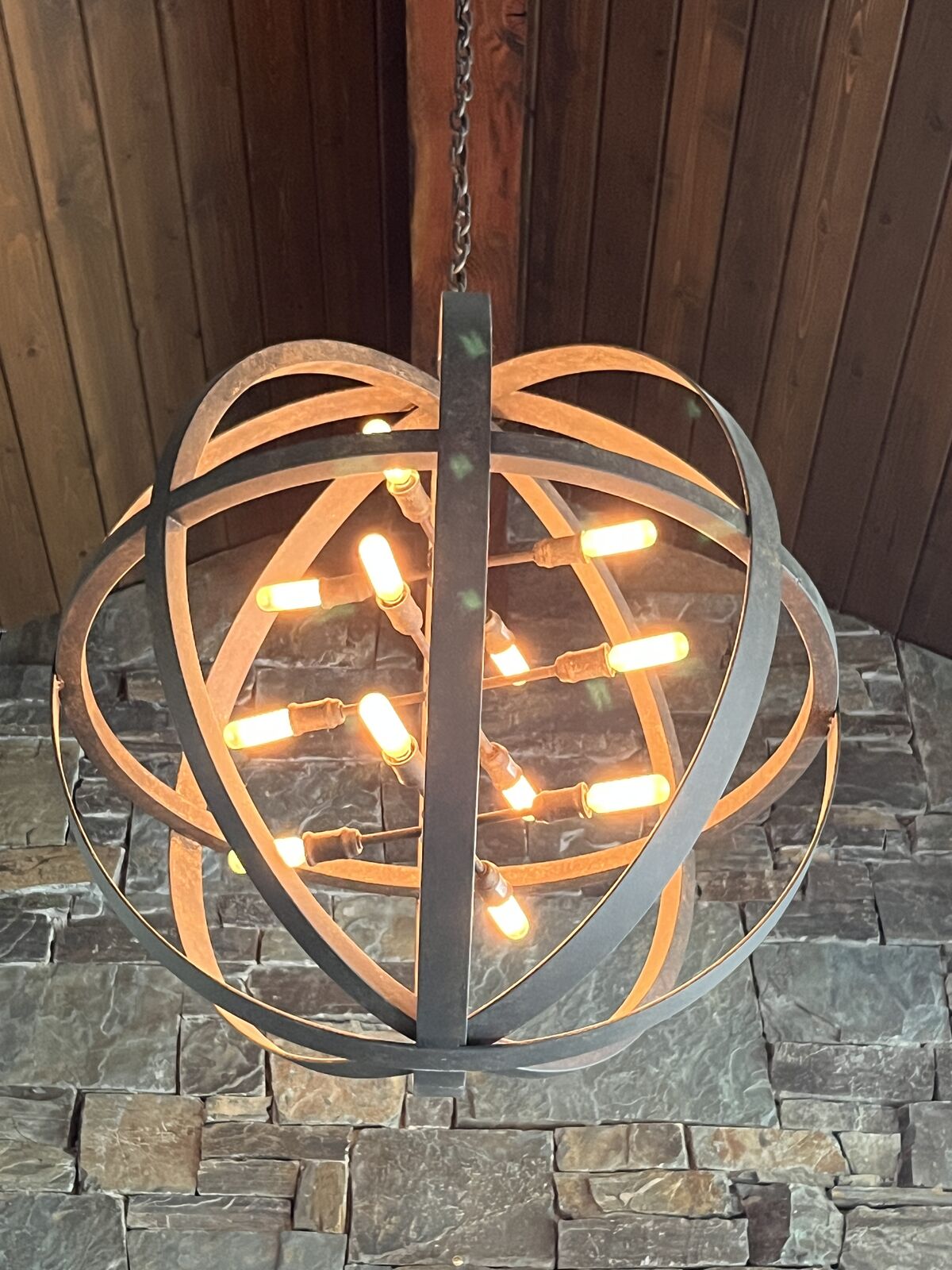 Light fixtures, pendants, pendant lighting