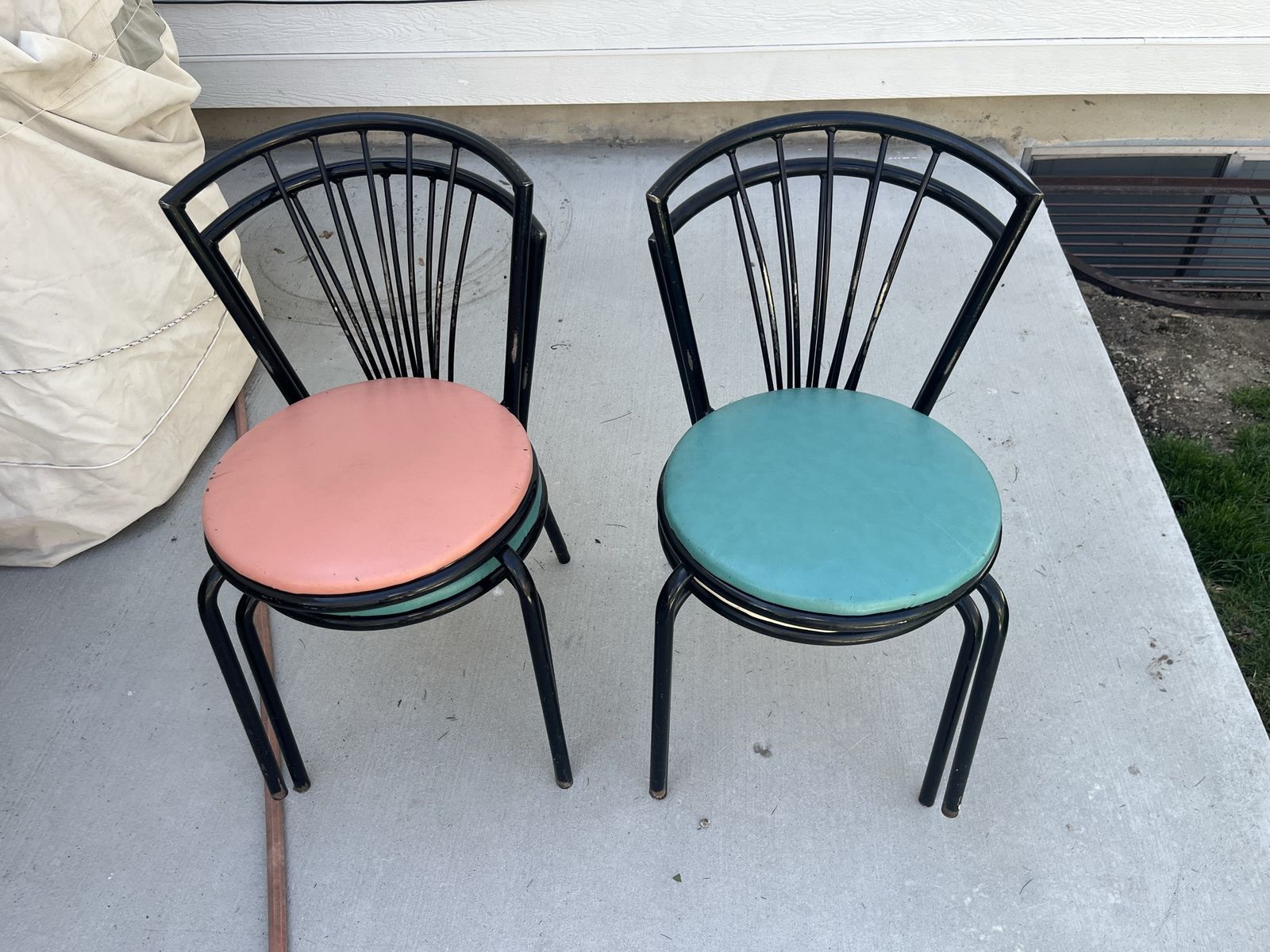 Vintage Fan Back Metal Parlor Patio Chairs