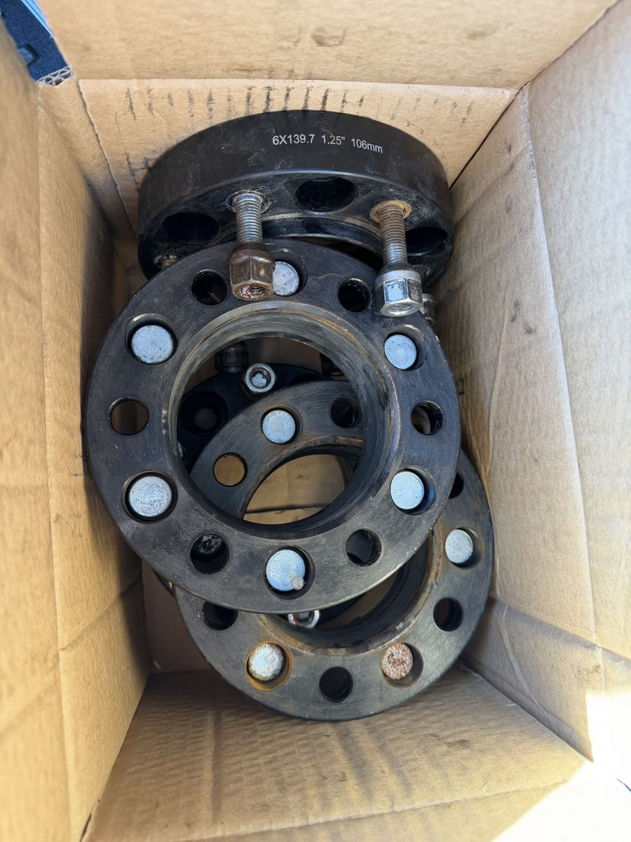6x139.7 1.25" wheel spacers
