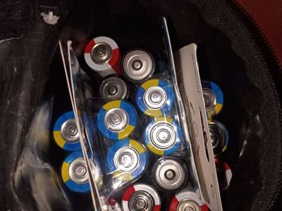 Bag of 13 C Batteries