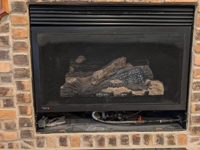 Gas Fireplace and Mantel