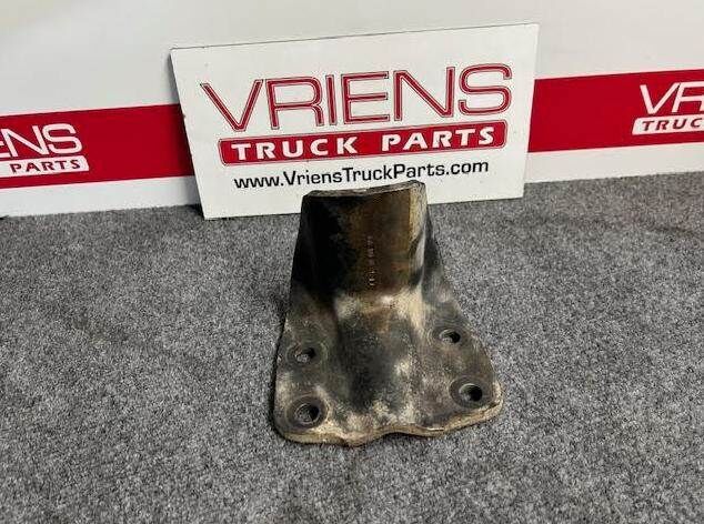 Freightliner Bracket