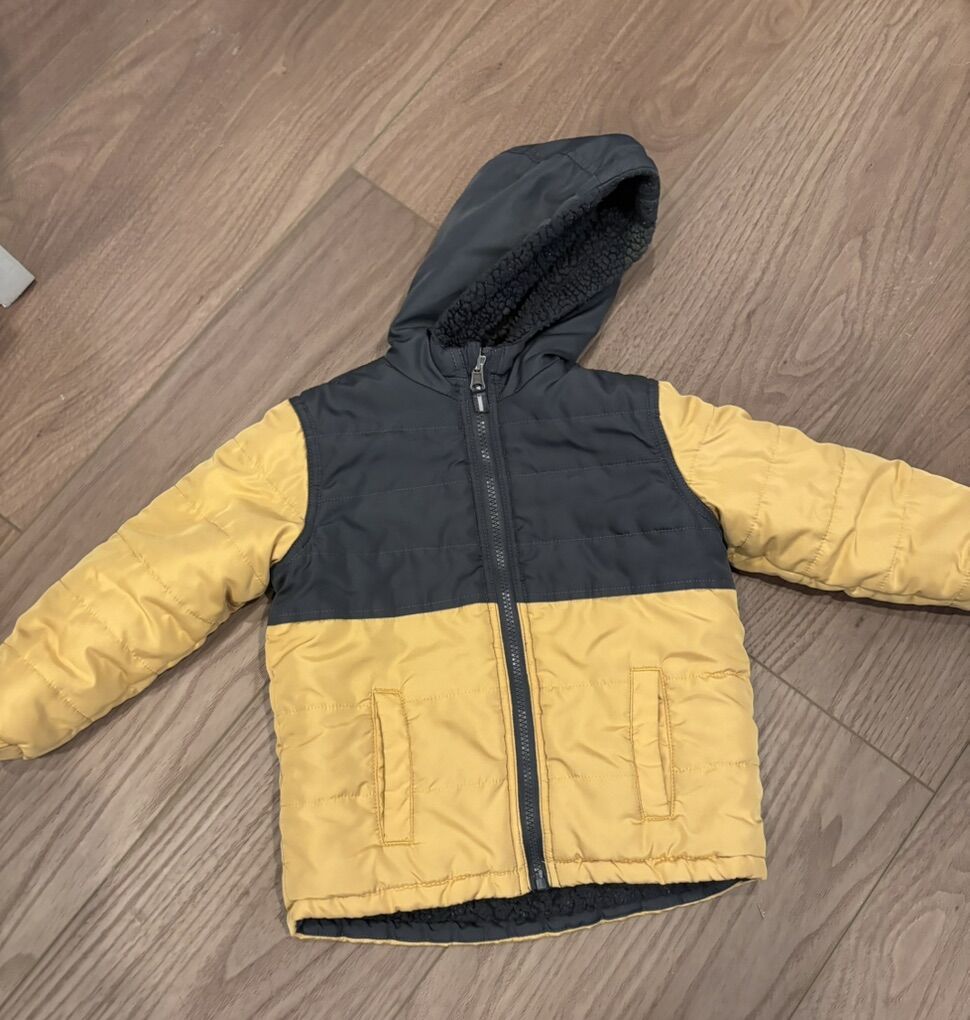 Boys Size 4 Warm Winter Coat