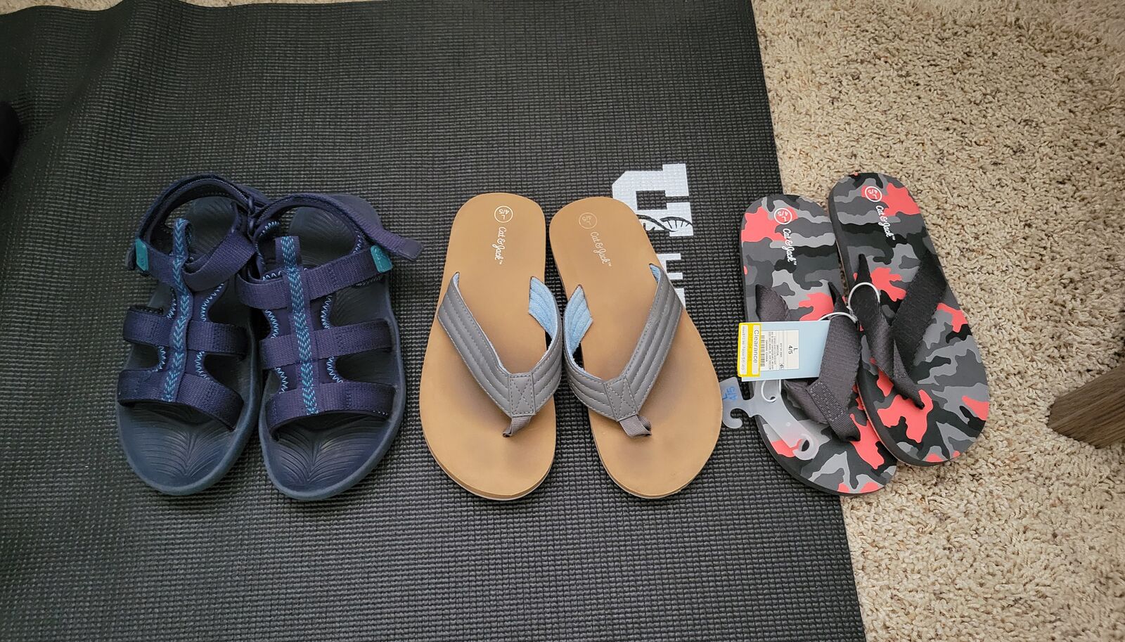 Boys Sandals Size 4 Lot