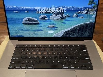 Apple MacBook Pro 16” M1 Pro 32 GB 2TB SSD 2021 +