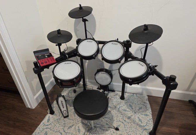 Alesis Nitro Pro 8-Piece Electronic Drum Kit with Mesh Heads & Bluetooth