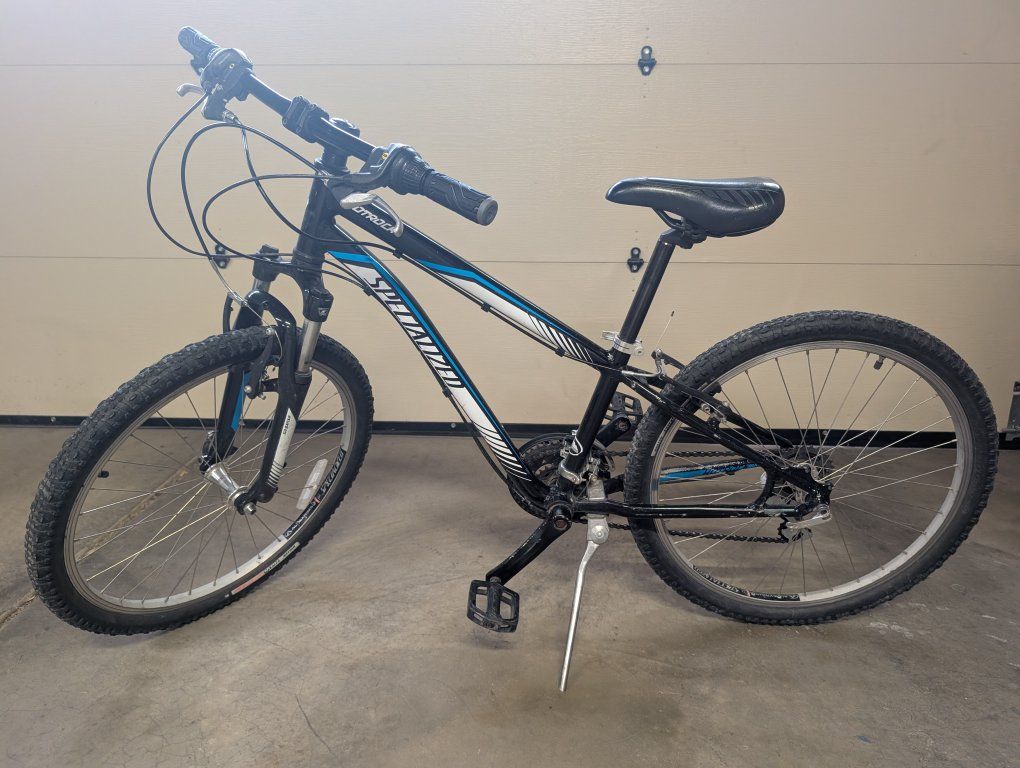 Specialized Hot Rock 24