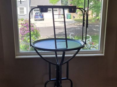 Bird stand