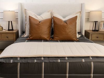 New Xl Twin size Jordan Beddy's Plaid Zip-Up Bedding Set - Charcoal/Gray in minky ZipBase