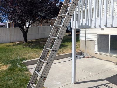 Heavy-Duty Aluminum Extension Ladder - Great for Home or Work Projects