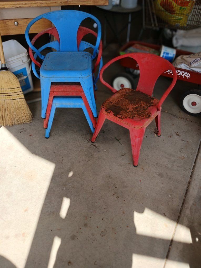 Vintage Style Metal Kids Armchairs - Set of 4 (Red & Blue)
