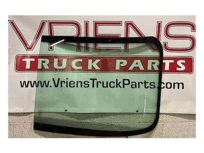 Freightliner Cascadia Left Windshield Glass for a Sunshine