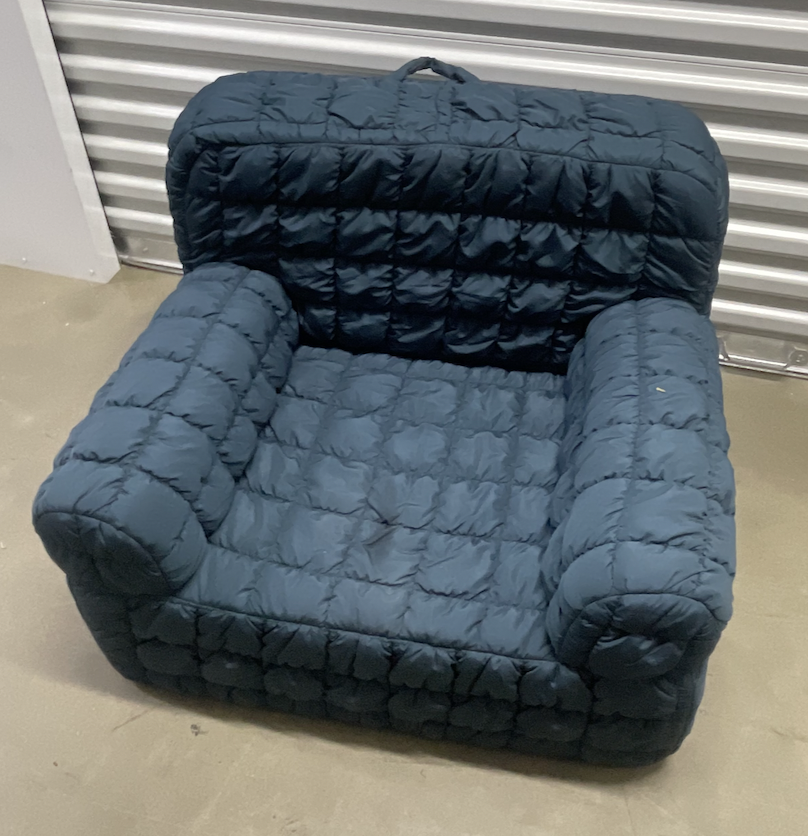NEW Mainstays Kids Compressed Puffy Chair, Blue