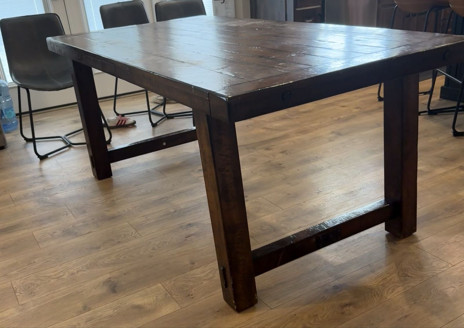 Pottery barn table