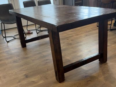 Pottery barn table