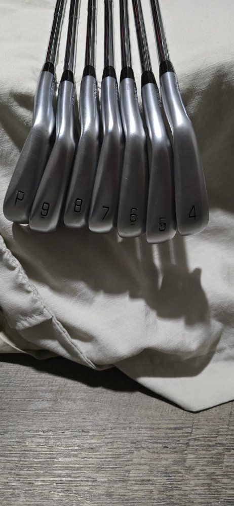 Mizuno JPX925 Forged Irons 4-P