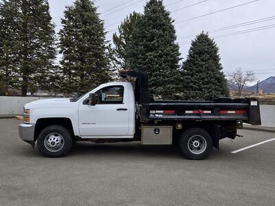 2017 Chevrolet Silverado 3500HD CC