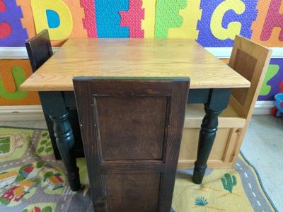 Child table and 3 chairs