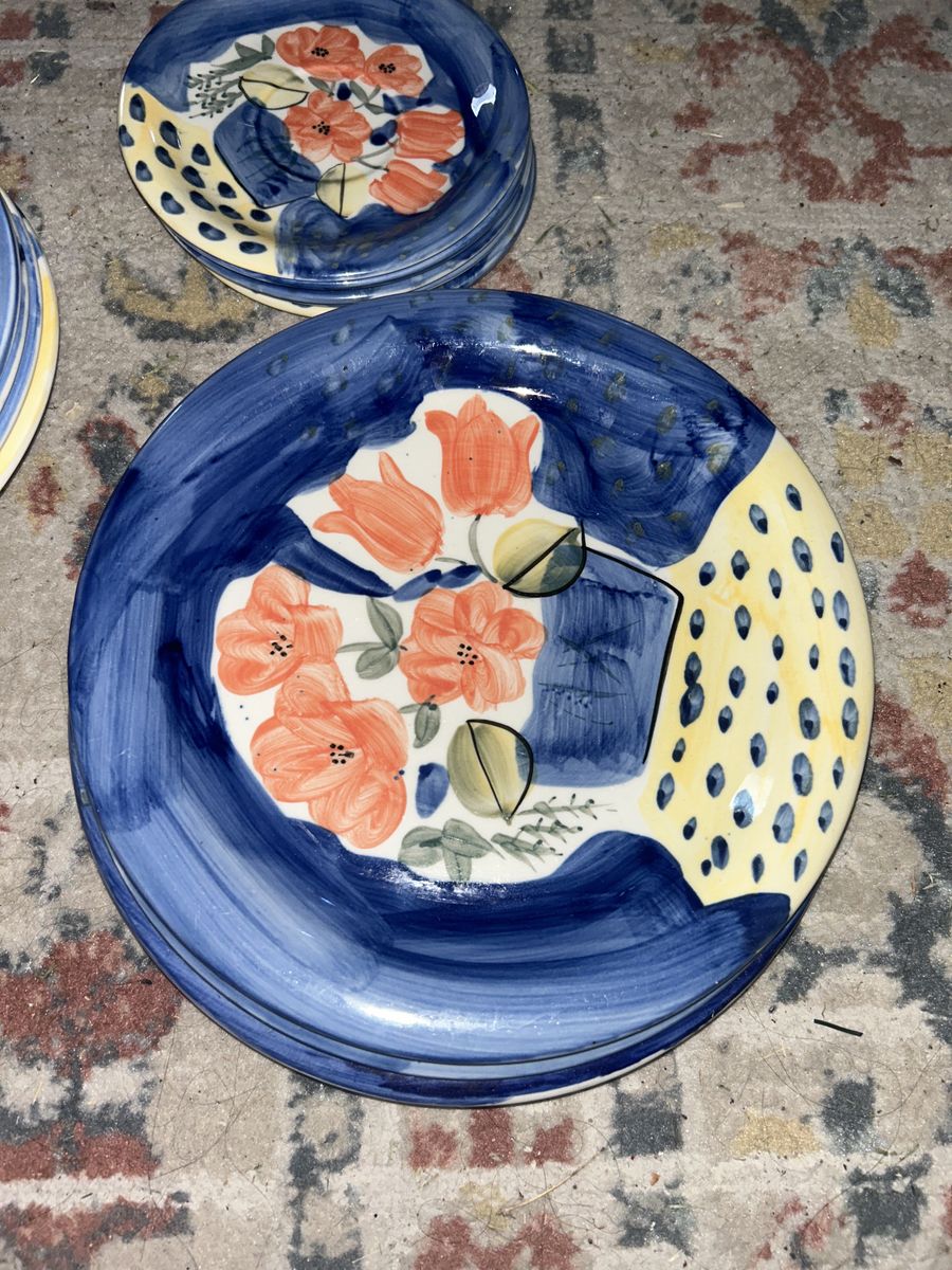 Gibson Housewares Blue & Orange Floral Dinnerware Set - 4 Bowls & 5 Dessert Plates