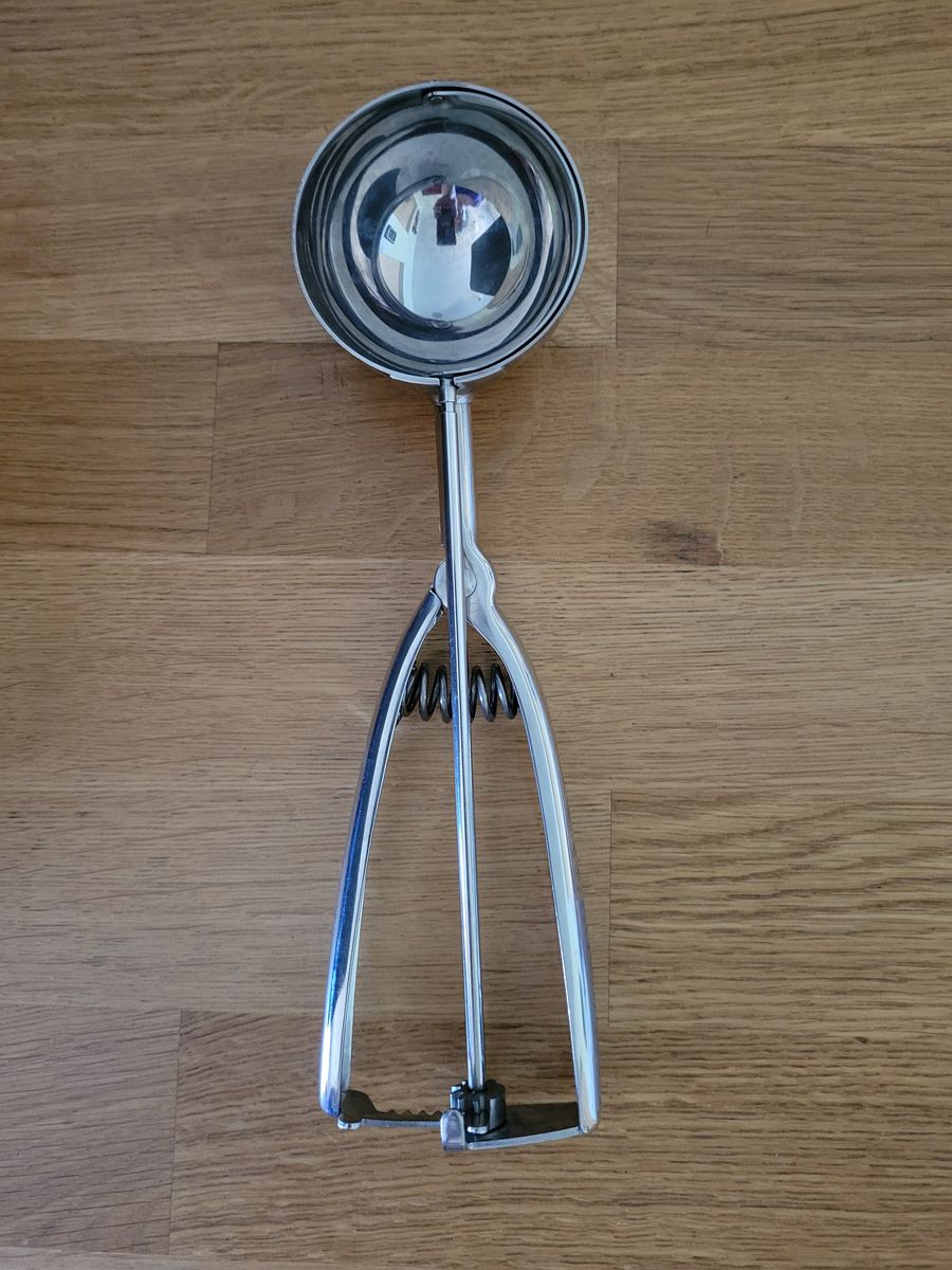 Farberware Extra Large Ice Cream Scoop