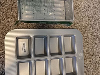 USA Pan meat loaf pan and mini loaf pan