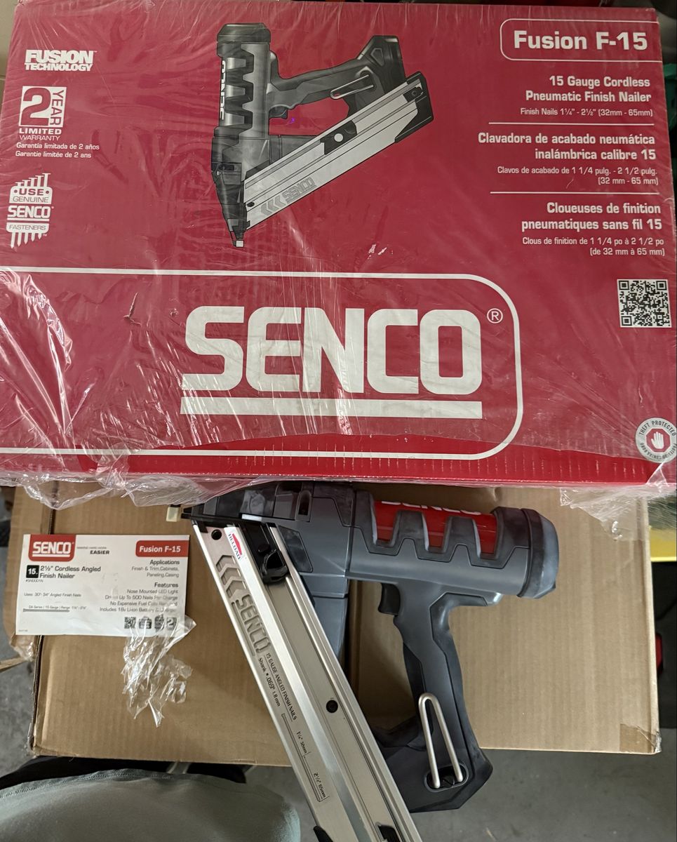 Finish Nailer 2ea. cordless Senco