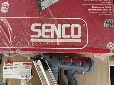 Finish Nailer 2ea. cordless Senco