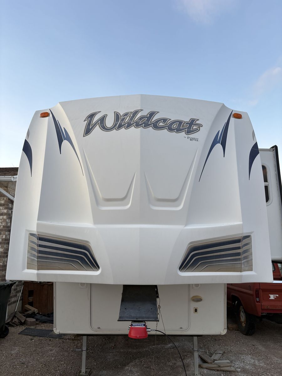 2010 Wildcat Fifthwheel