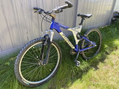 Specialized Stumpjumper FSR XC Mountain Bike - Blue/Silver, Fox Float R Suspension