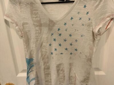 V-kneck T-shirt
