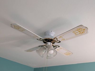White and Gold Ceiling Fan with 3-Light Light Kit 4 Blade