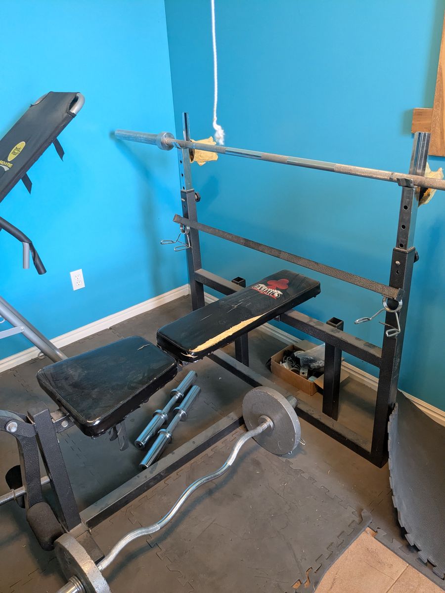 Weight bench and weights