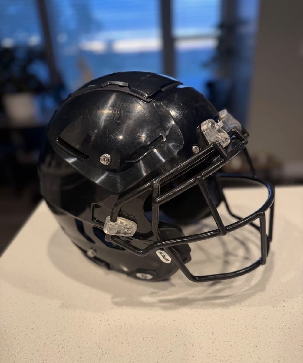 Schutt F7 Youth Medium