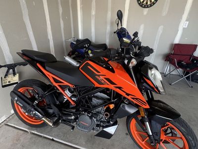 Ktm duke 200