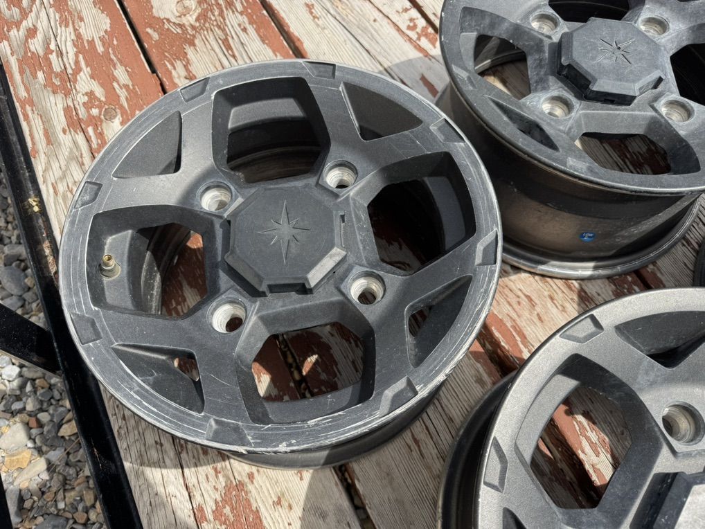 Main image 4