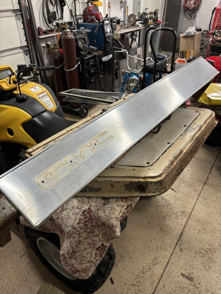 Squarebody K5 GMC Jimmy Tailgate Insert