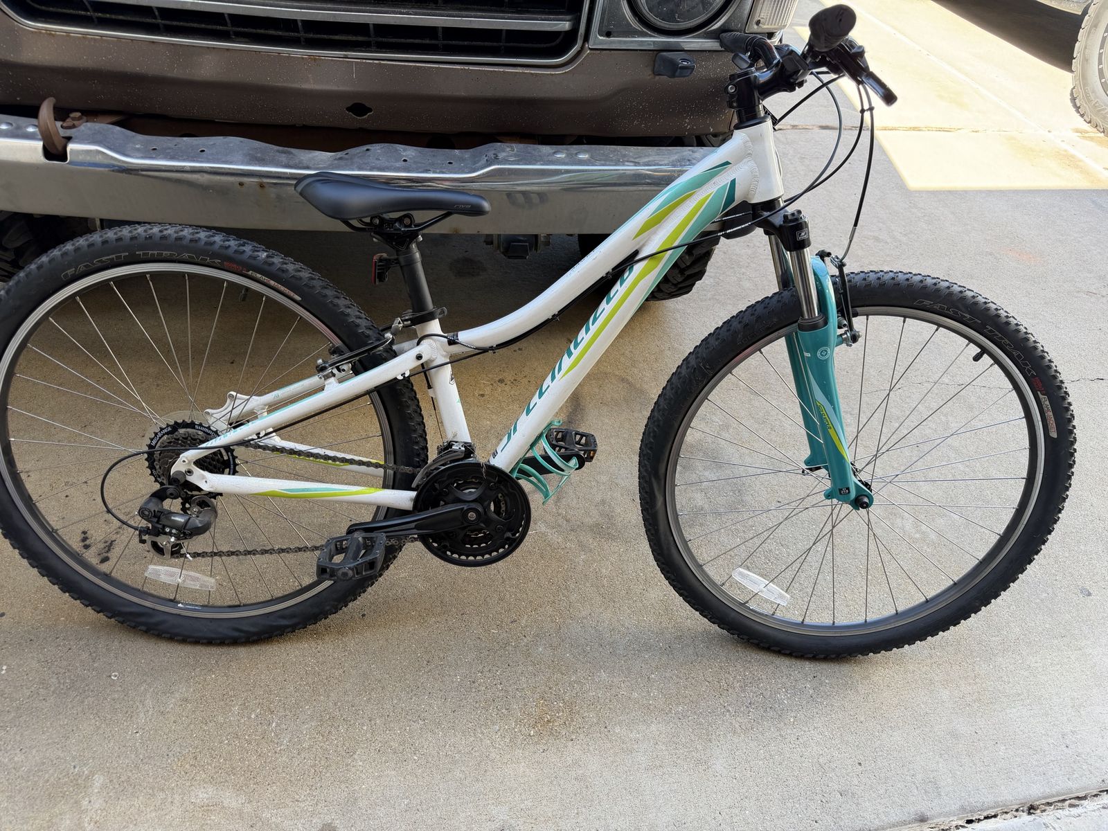 Specialized Myka  Women's Mountain Bike XS