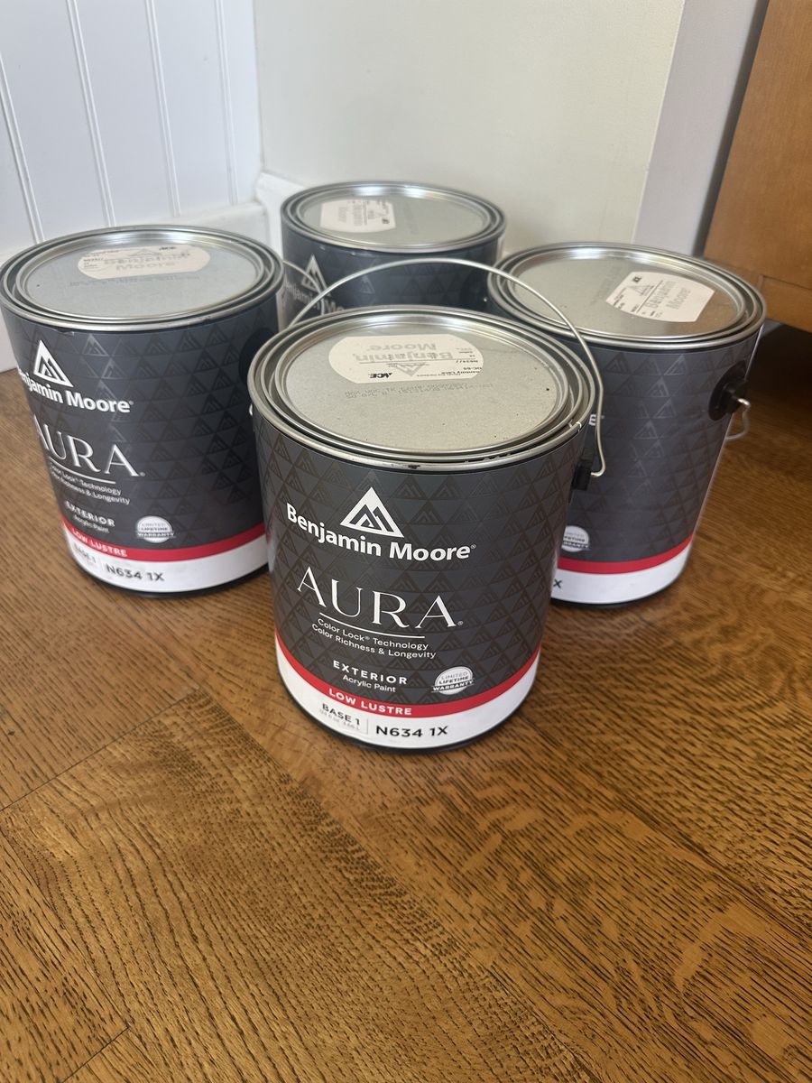 Benjamin Moore Aura Exterior Chantilly Lace Paint- four cans