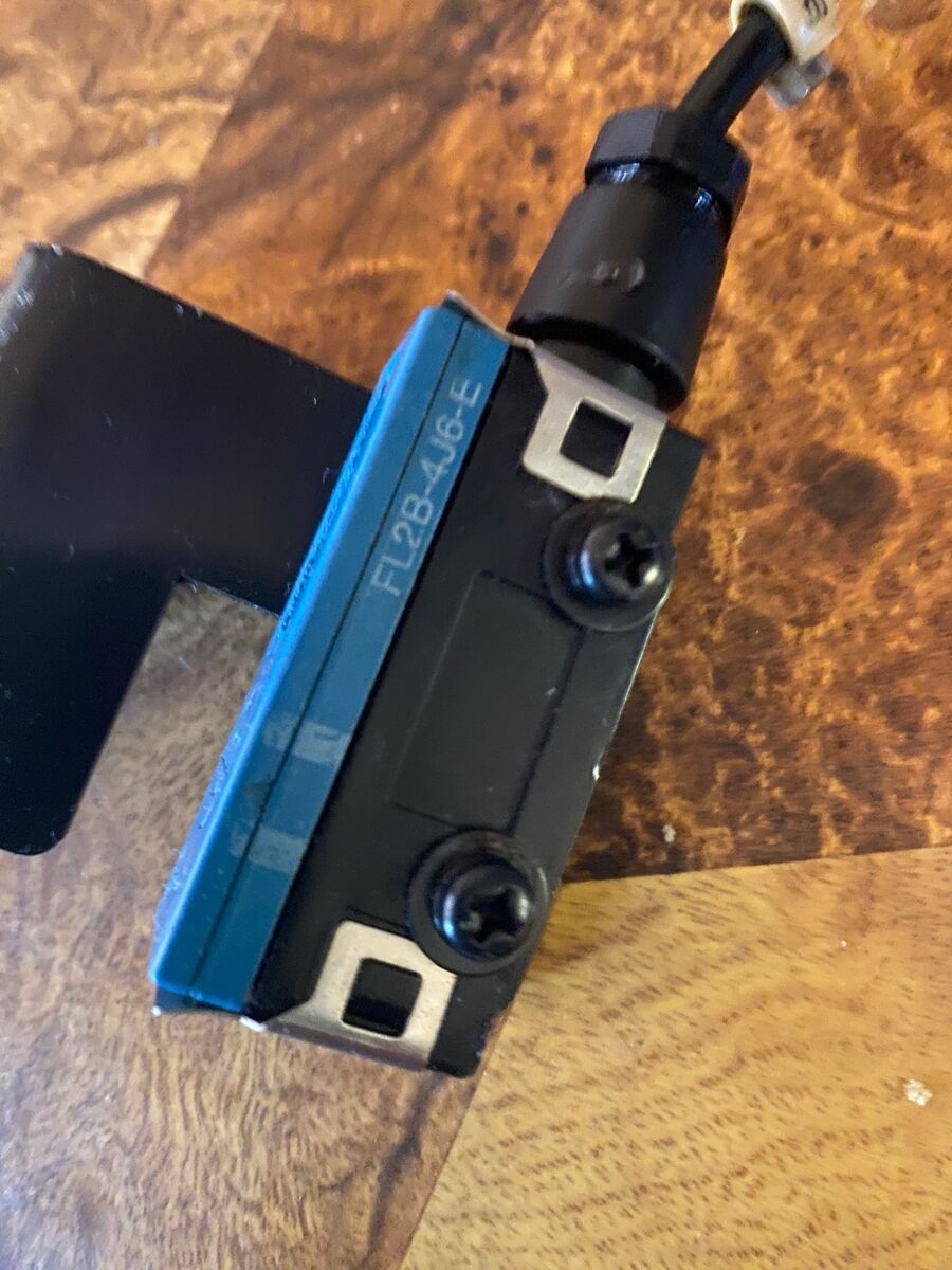 Yamatake-Honeywell Proximity Switch