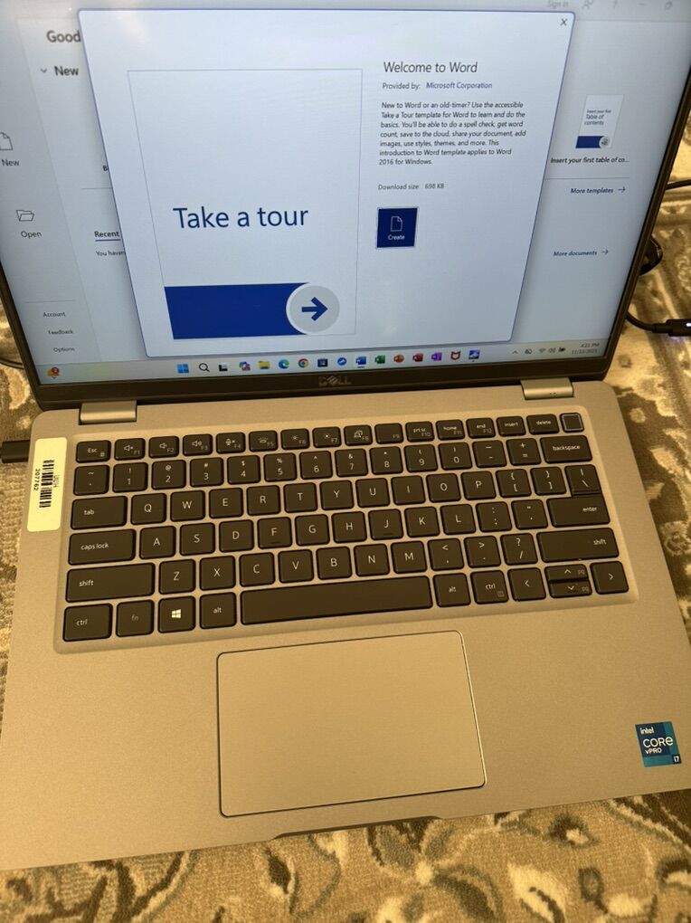 Dell Touch Laptop i7 Core 11th 32 GB RAM 1 TB SSD