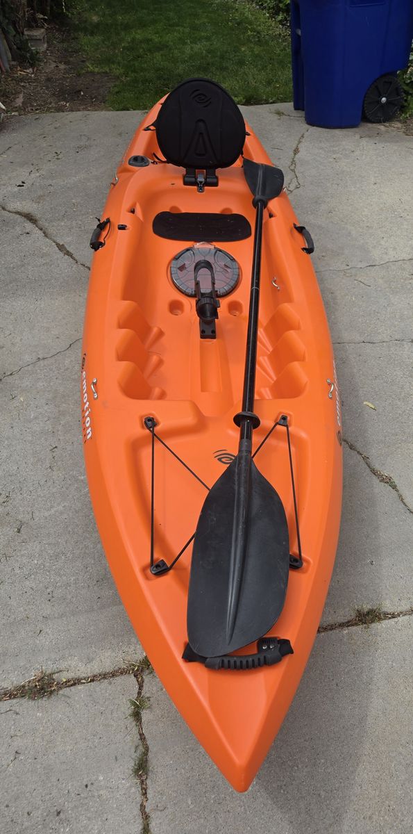 Lifetime Emotion Kayaks 11' Temptation 11 Fishing and Lake Kayak