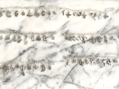 NEW - Silver Plated Link Bracelet w/ 9 Charms - Halloween-Sports-Cats-Dogs- STARS/Mystic and Safari- C PIX