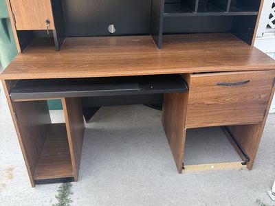 Wood computer desk