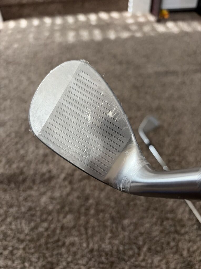 Titleist SM10 Vokey Wedge 56 Degree